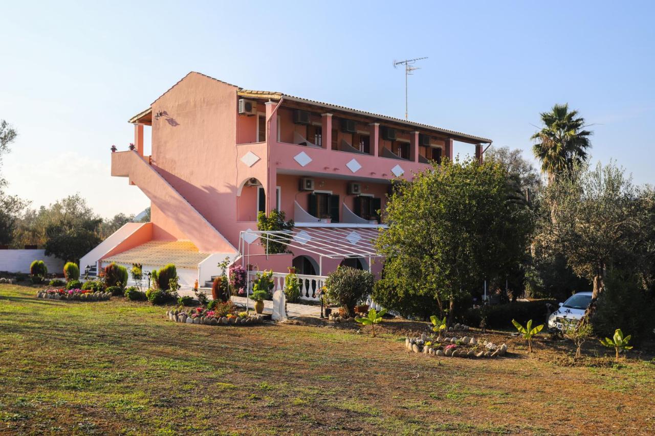 Отель Marianna House Агиос-Георгиос-Пагон Экстерьер фото